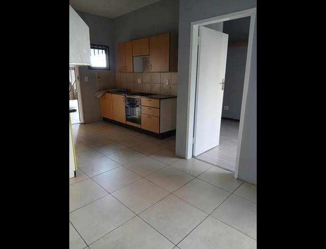 2 BEDROOM PROPERTY TO RENT IN AUCKLAND PARK